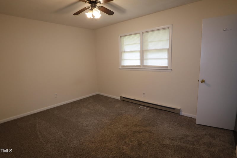 1115 Lorraine St, Graham, NC 27253