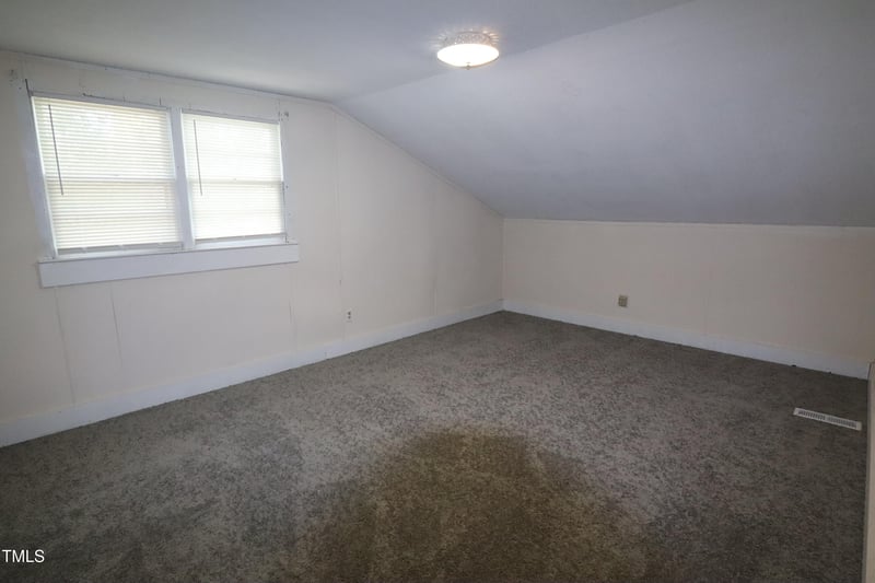 1115 Lorraine St, Graham, NC 27253