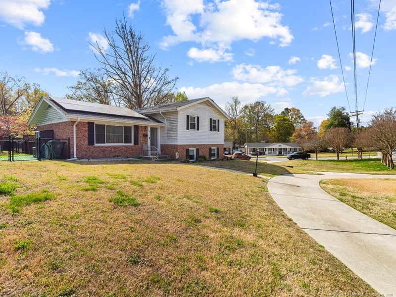 1115 Vandora Springs Rd, Garner, NC 27529