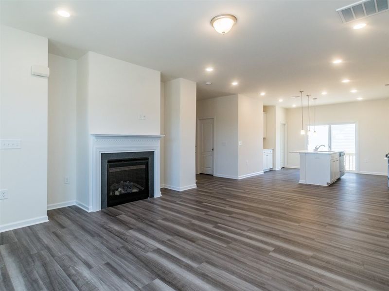 1116 Brickfield Dr, Cary, NC 27519