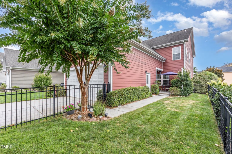 1116 Crinoline Ln, Morrisville, NC 27560