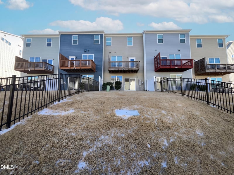 1116 Freeport Dr #156, Durham, NC 27703