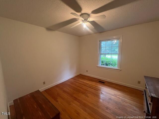 1116 Friendly Rd, Dunn, NC 28334