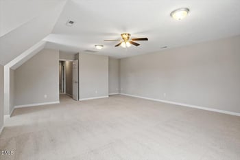 1116 Holland Ridge Dr, Raleigh, NC 27603