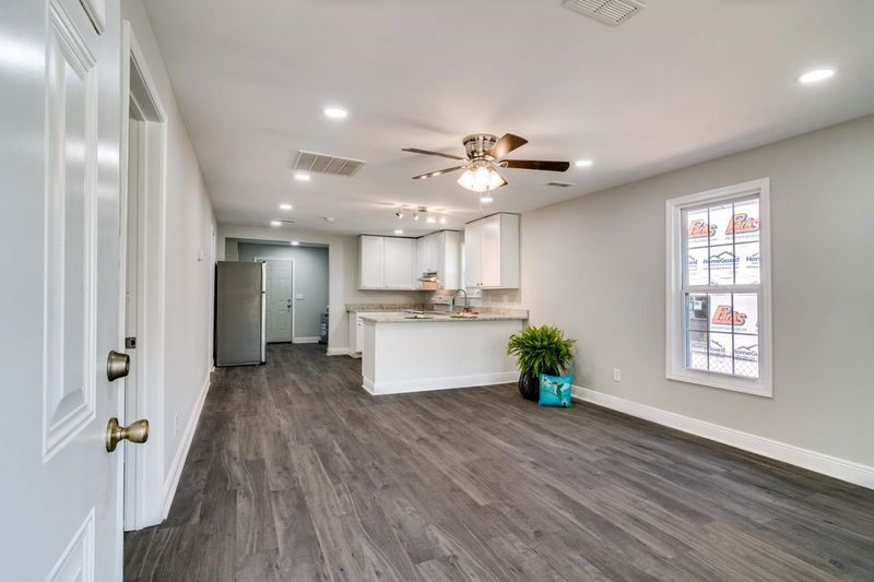 1116 Juniper St, Durham, NC 27701