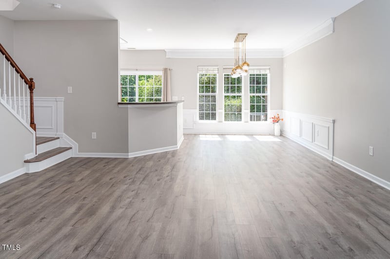 1116 Kingston Grove Dr, Cary, NC 27519