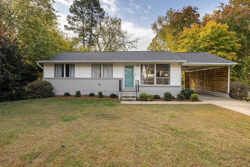 1116 Kitt Pl, Raleigh, NC 27610