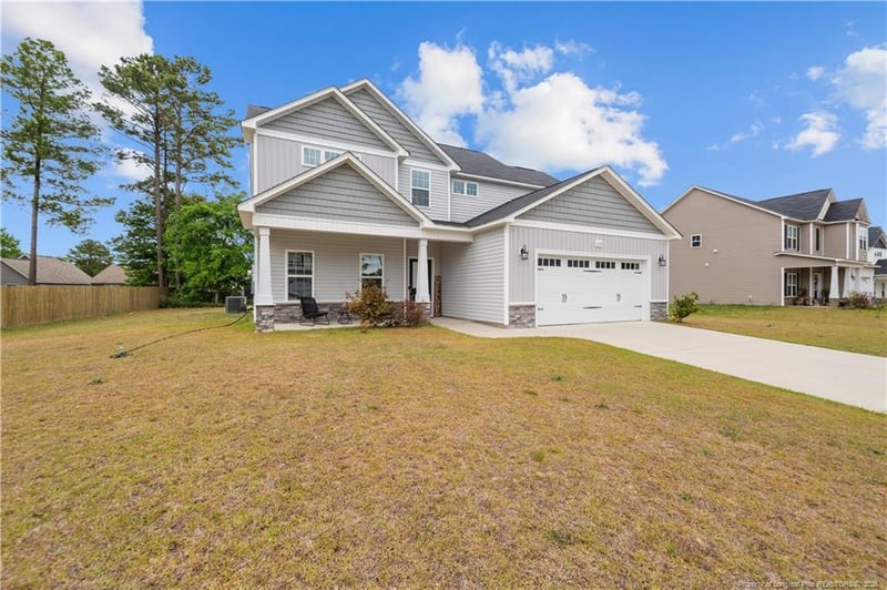 1116 Mayfern Dr, Hope Mills, NC 28348