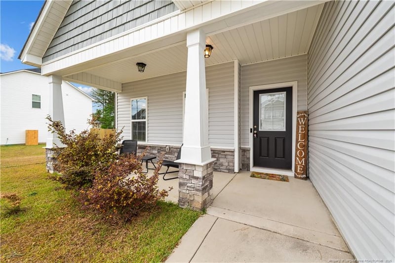 1116 Mayfern Dr, Hope Mills, NC 28348