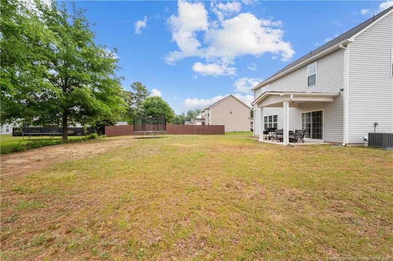 1116 Mayfern Dr, Hope Mills, NC 28348