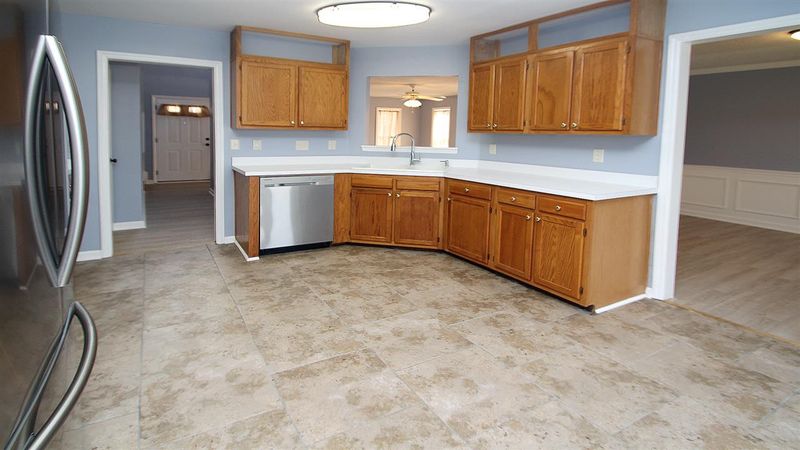 1116 Nichols Farm Dr, Durham, NC 27703