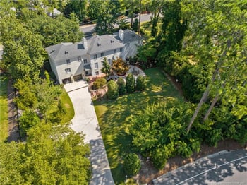 1116 Offshore Dr, Fayetteville, NC 28305