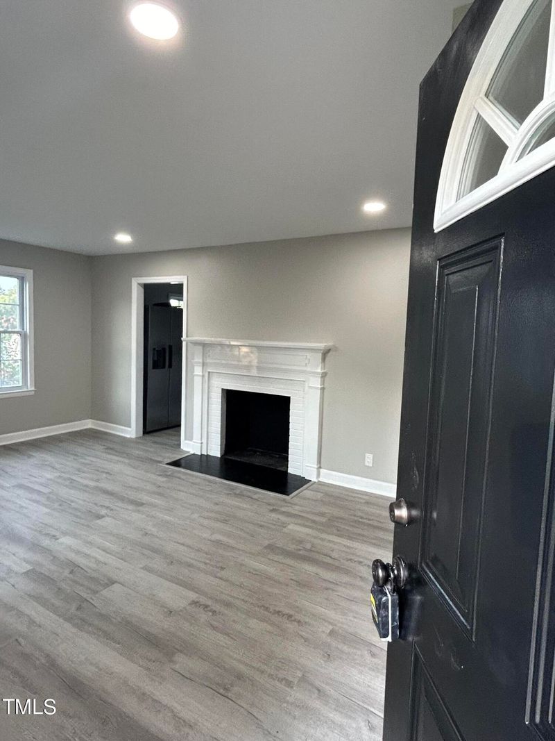 1116 Rauhut St, Burlington, NC 27217