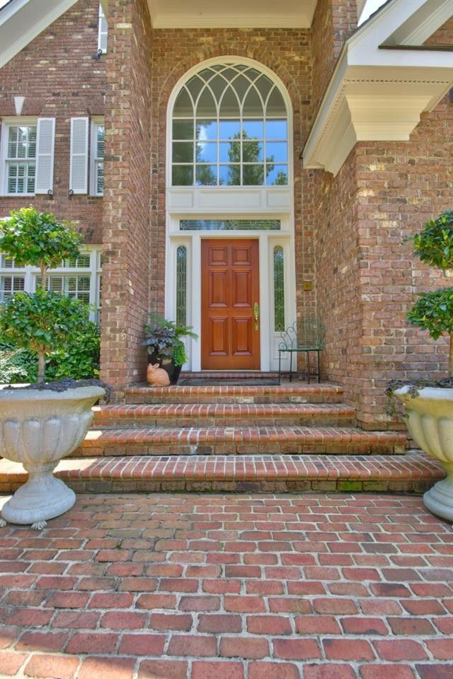 1116 Silver Oaks Ct, Raleigh, NC 27614