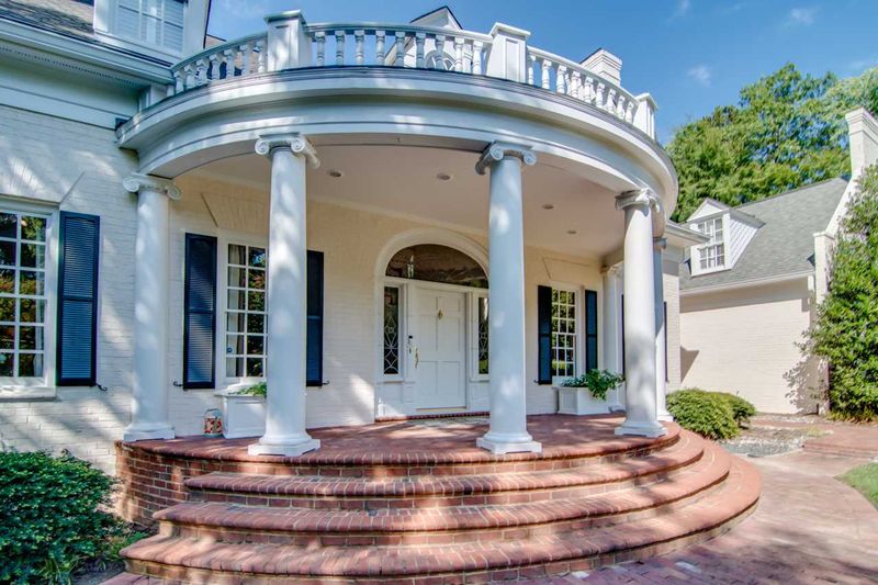 1116 Stonebridge Dr, Durham, NC 27712
