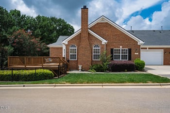 1116 Thistle Briar Pl, Cary, NC 27511