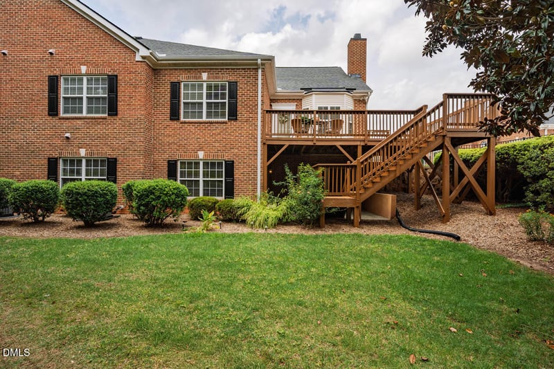 1116 Thistle Briar Pl, Cary, NC 27511