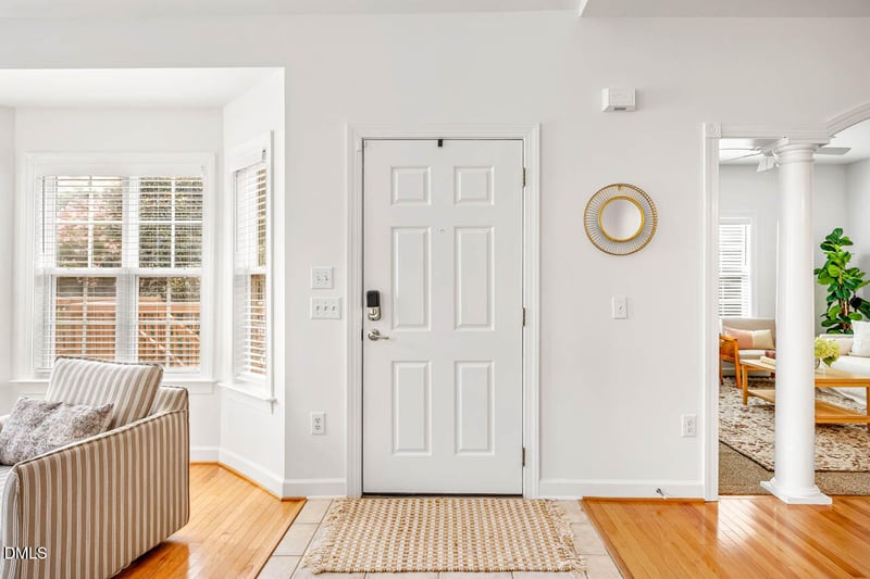 1116 Thistle Briar Pl, Cary, NC 27511