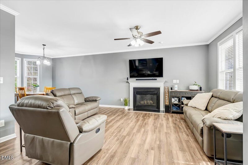 1116 Warmoven St, Wake Forest, NC 27587