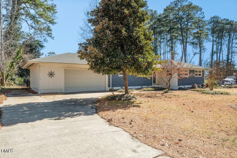 1117 S 1st St, Smithfield, NC 27577