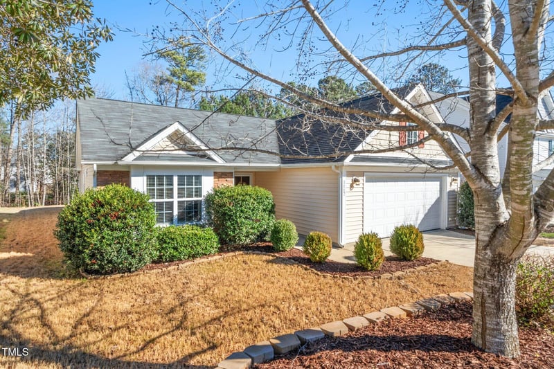 1117 Dexter Ridge Dr, Holly Springs, NC 27540