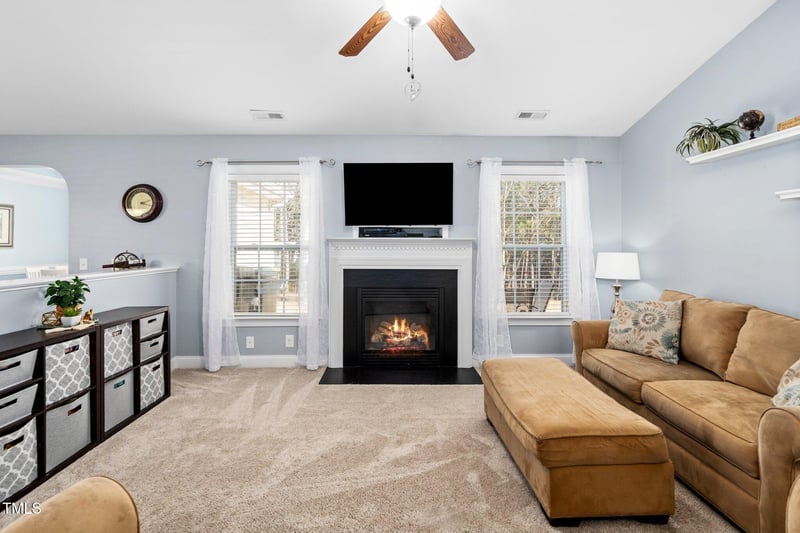 1117 Dexter Ridge Dr, Holly Springs, NC 27540