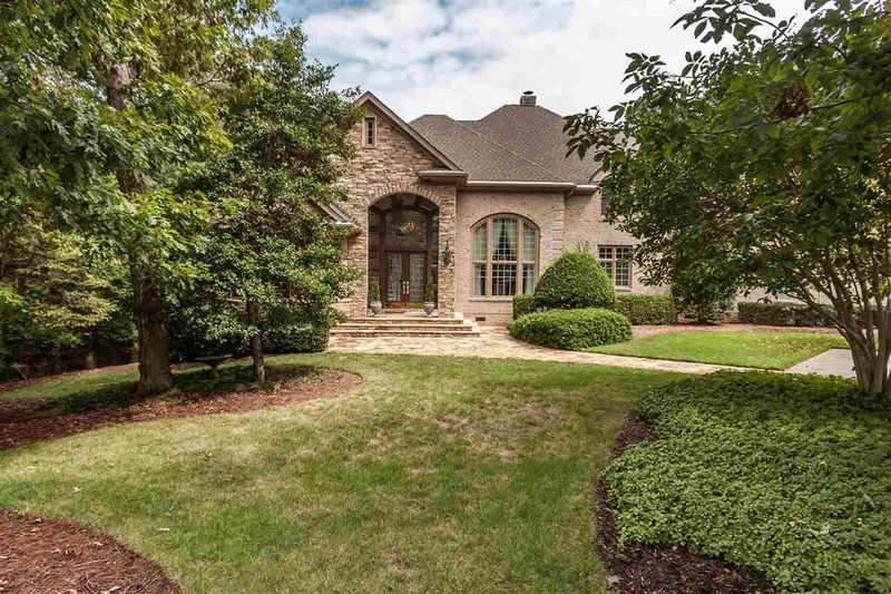 1117 Falls Bridge Dr, Raleigh, NC 27614