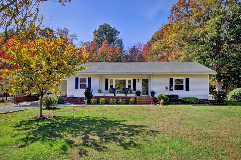 1117 First St, Hillsborough, NC 27278