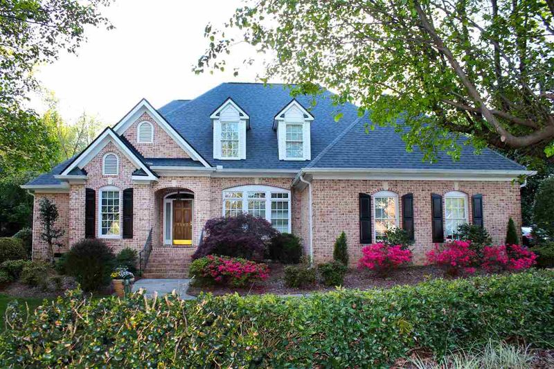 1117 Greenlea Dr, Apex, NC 27523