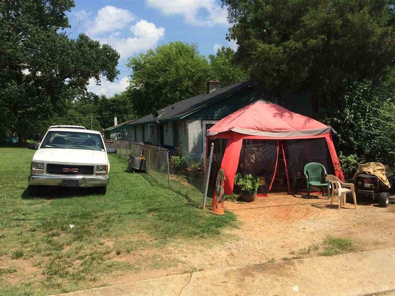 1117 Gregg St, Raleigh, NC 27601