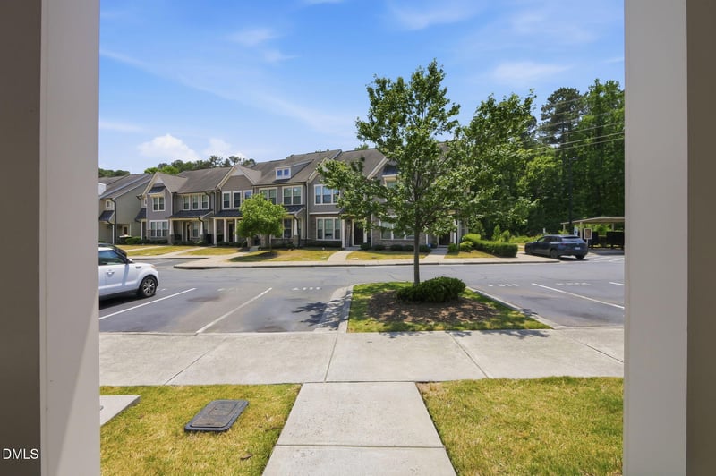 1117 Metropolitan Dr, Durham, NC 27713