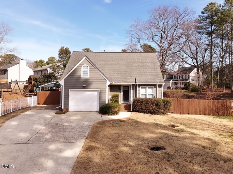 1117 Oakside Ct, Raleigh, NC 27609