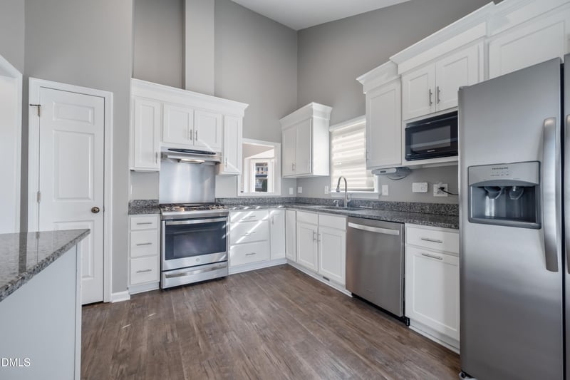 1117 Oakside Ct, Raleigh, NC 27609