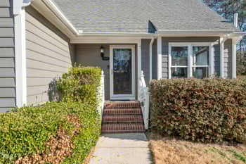 1117 Oakside Ct, Raleigh, NC 27609