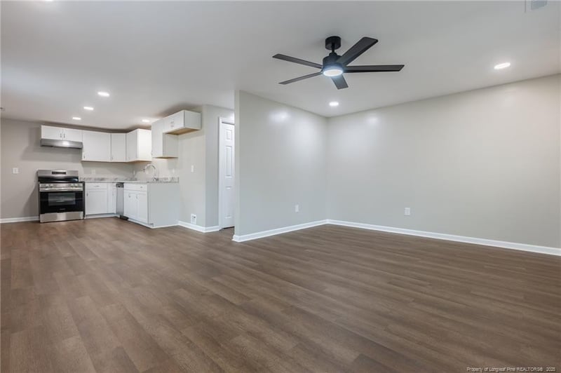 1117 Turnpike Rd, Fayetteville, NC 28305