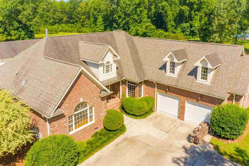 1117 Twin Springs Rd, Raleigh, NC 27603