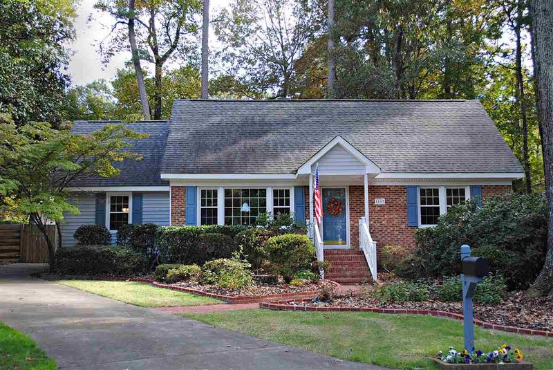 1117 Yorkshire Dr, Cary, NC 27511