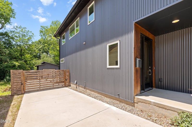 1118 S Bloodworth St, Raleigh, NC 27601