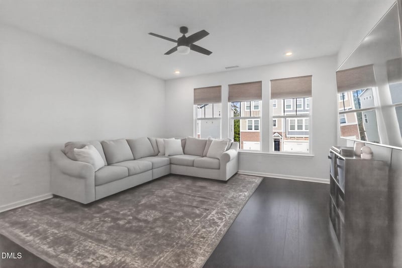 1118 Commack Dr, Durham, NC 27703