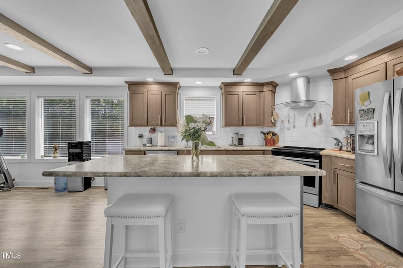 1118 Oakridge Duncan Rd, Fuquay Varina, NC 27526