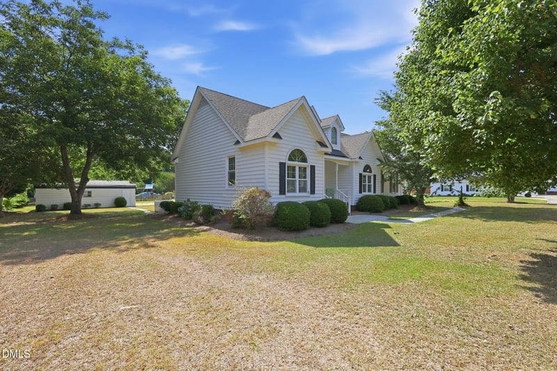 1118 Warren Rd, Erwin, NC 28339