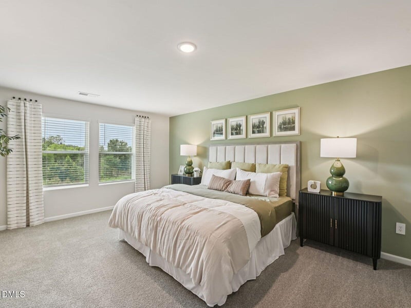 1118 Winding Spring Dr, Mebane, NC 27302