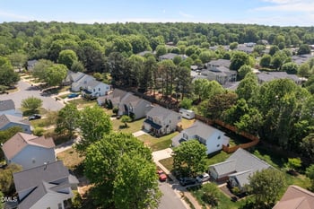 1119 Briarwood Dr, Mebane, NC 27302