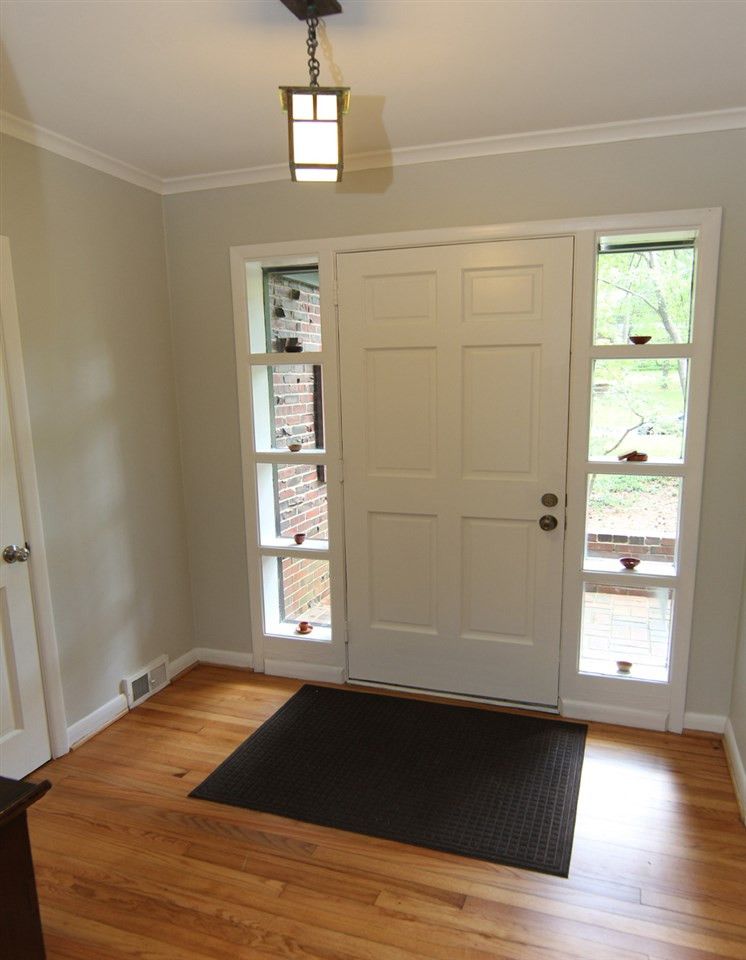 1119 Woodburn Rd, Durham, NC 27705
