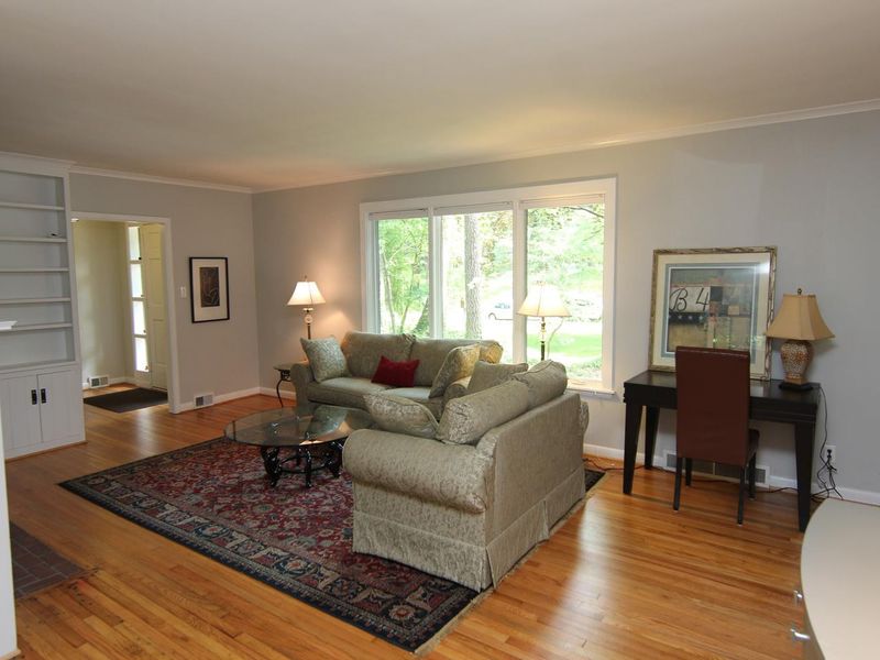 1119 Woodburn Rd, Durham, NC 27705