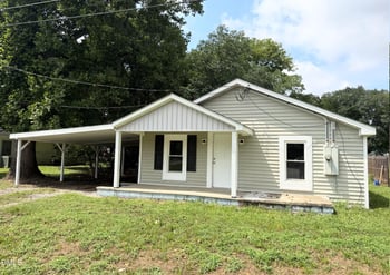 112 2nd St, Erwin, NC 28339