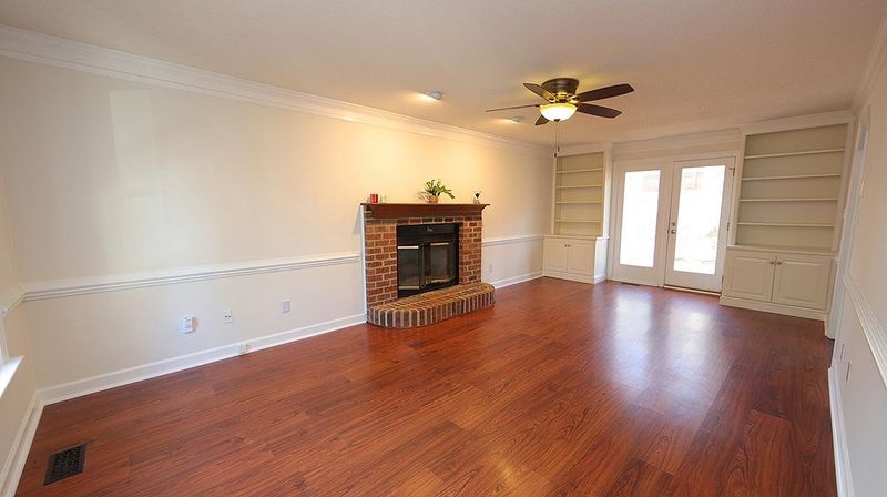 112 Aborfield Ct, Cary, NC 27513