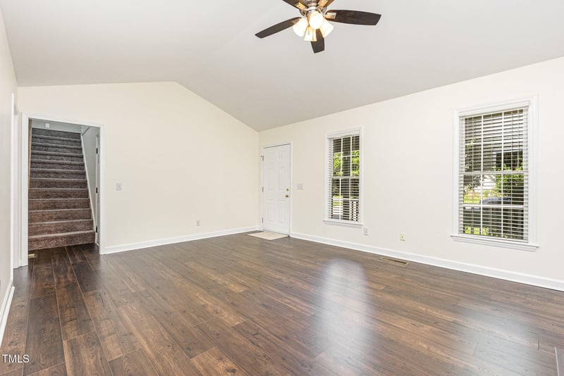 112 Avent Pines Ln, Holly Springs, NC 27540
