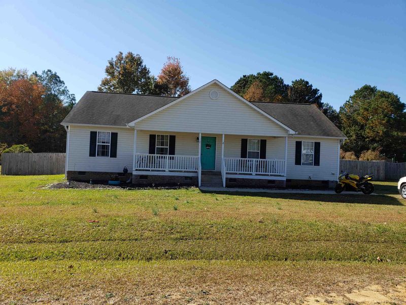 112 Beadle Ct, Smithfield, NC 27577
