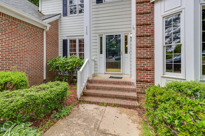 112 Bebington Dr, Cary, NC 27513
